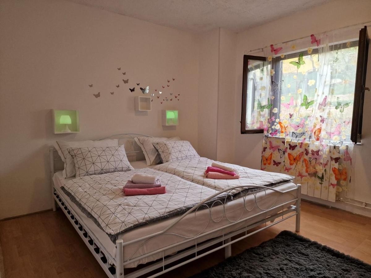 Apartman Sandro Motovun Ngoại thất bức ảnh